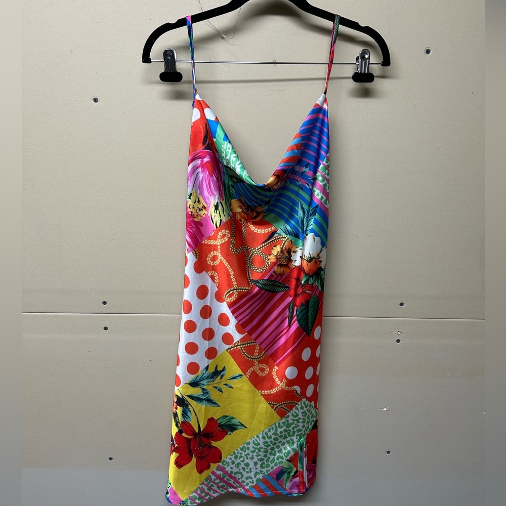 2/$30⚡️- DRESS | Women’s satin abstract dress size small / medium